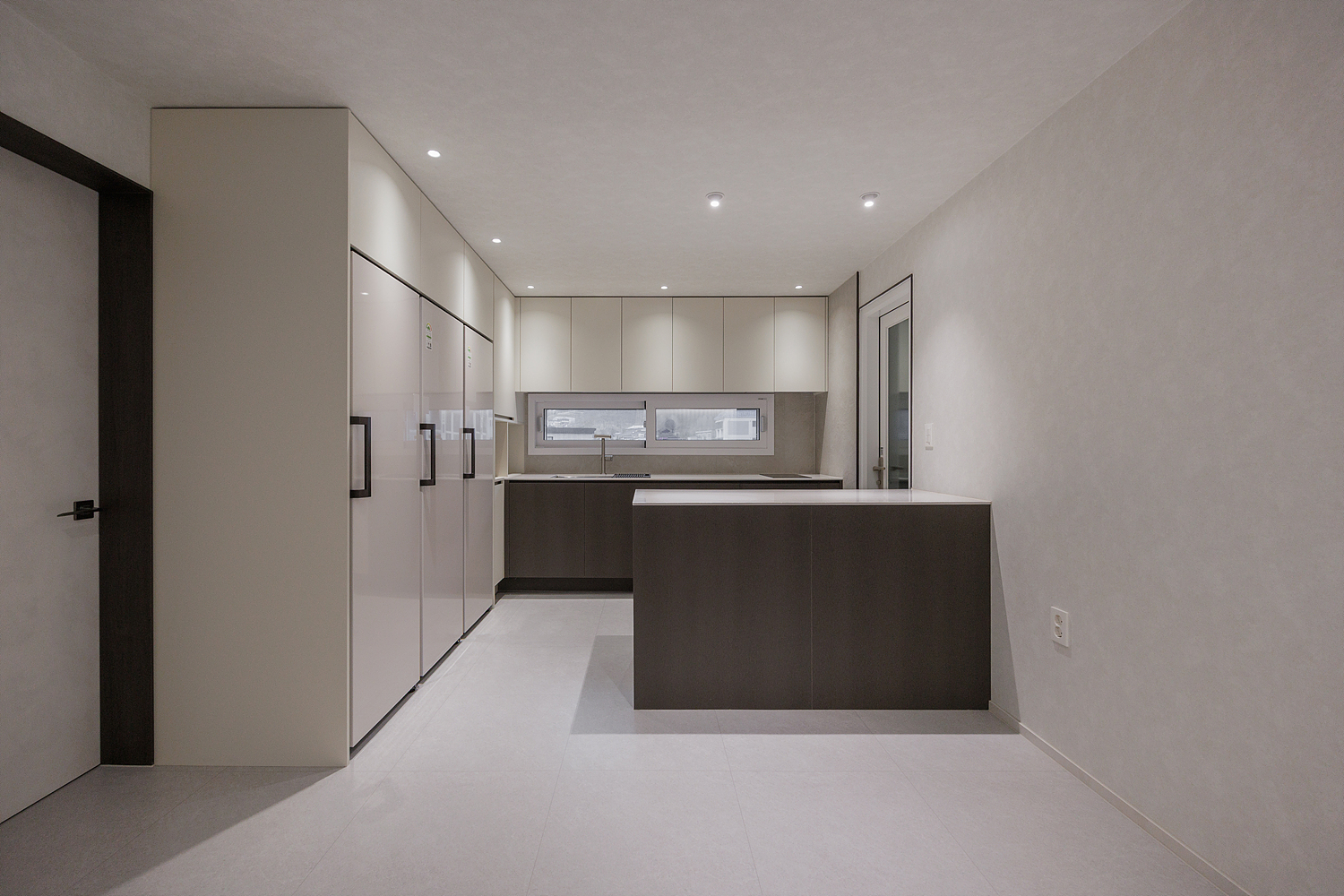/user/i/idamdesign/editor/2606/d564d324df58f32044ef20c722c9b39e_1781487182_8342.jpg 이미지크게보기
