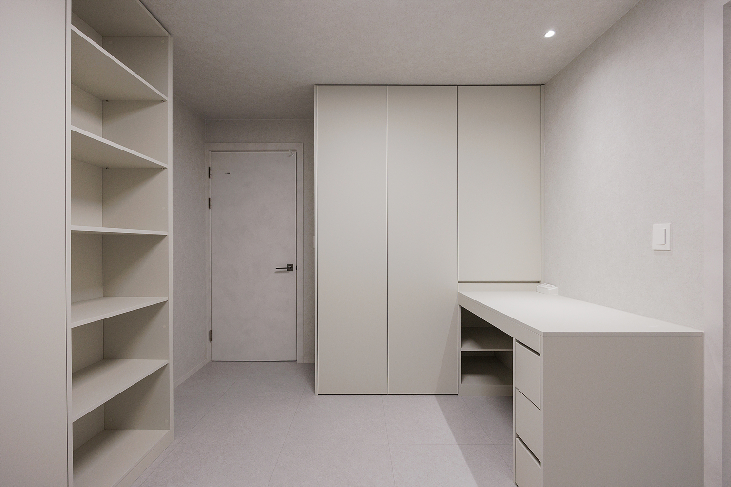 /user/i/idamdesign/editor/2606/d564d324df58f32044ef20c722c9b39e_1781487231_3075.jpg 이미지크게보기