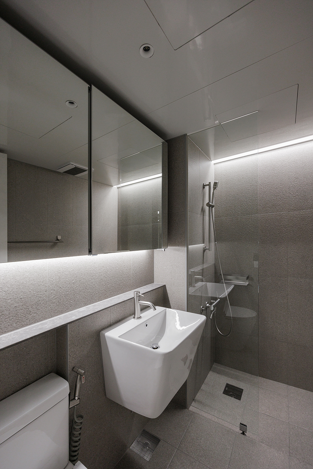 /user/i/idamdesign/editor/2606/d564d324df58f32044ef20c722c9b39e_1781487239_0356.jpg 이미지크게보기