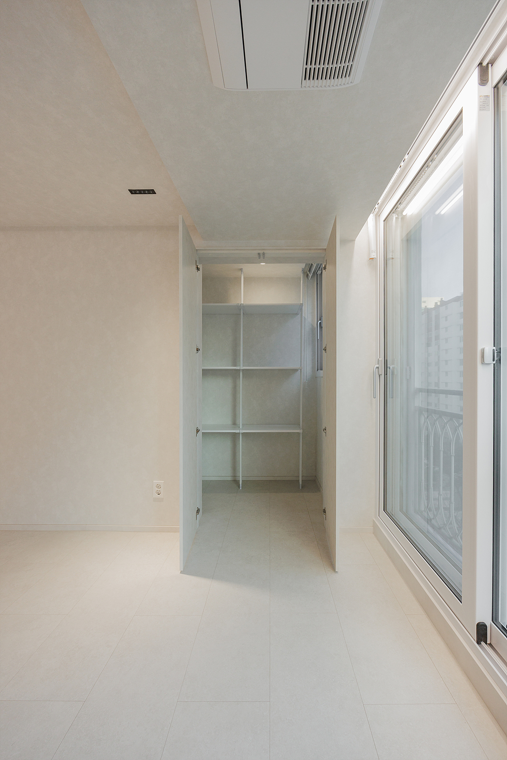 /user/i/idamdesign/editor/2607/0c468d6608680f1ed51bb2b0902ca32a_1784513317_0348.jpg 이미지크게보기