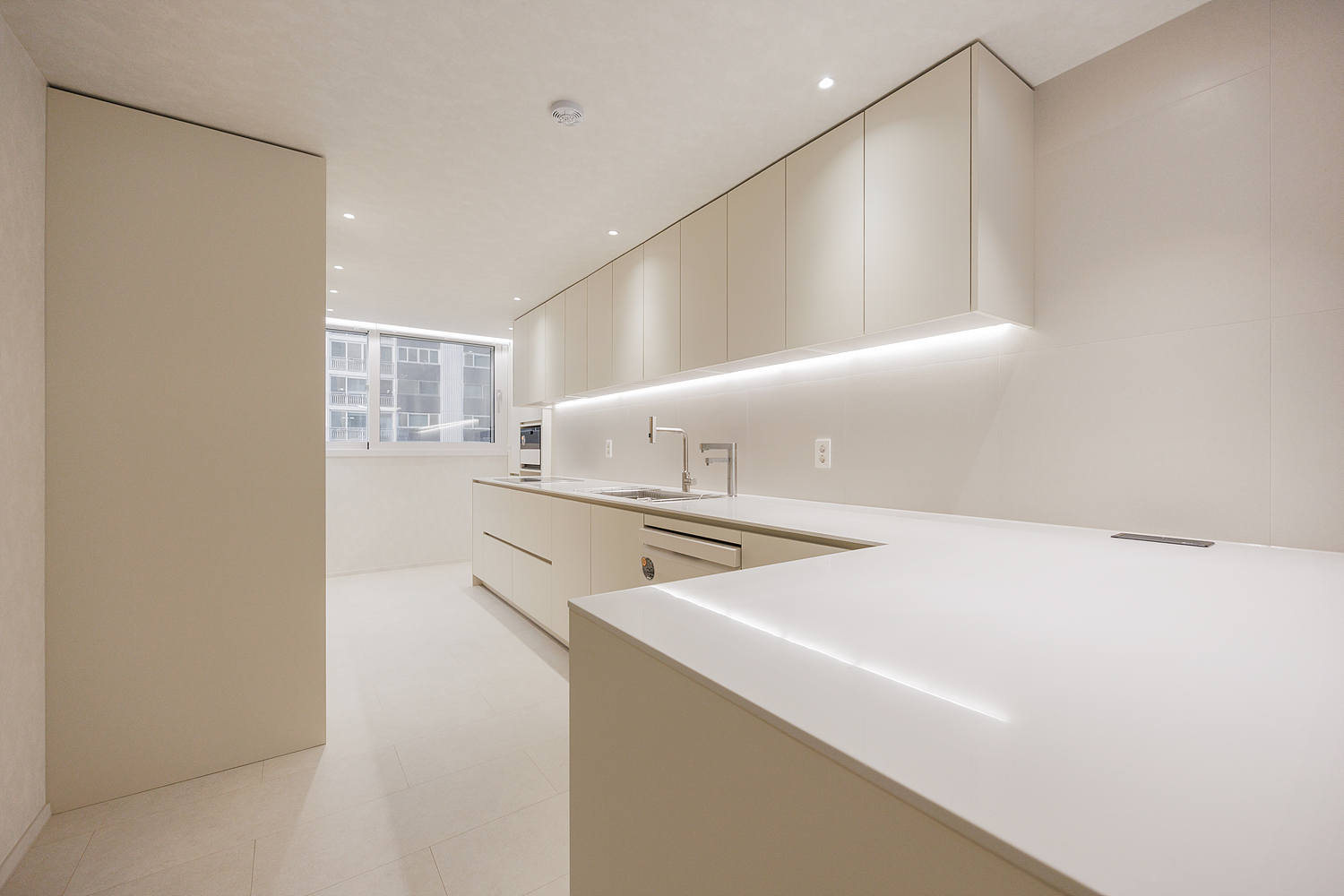 /user/i/idamdesign/editor/2607/0c468d6608680f1ed51bb2b0902ca32a_1784513336_2405.jpg 이미지크게보기