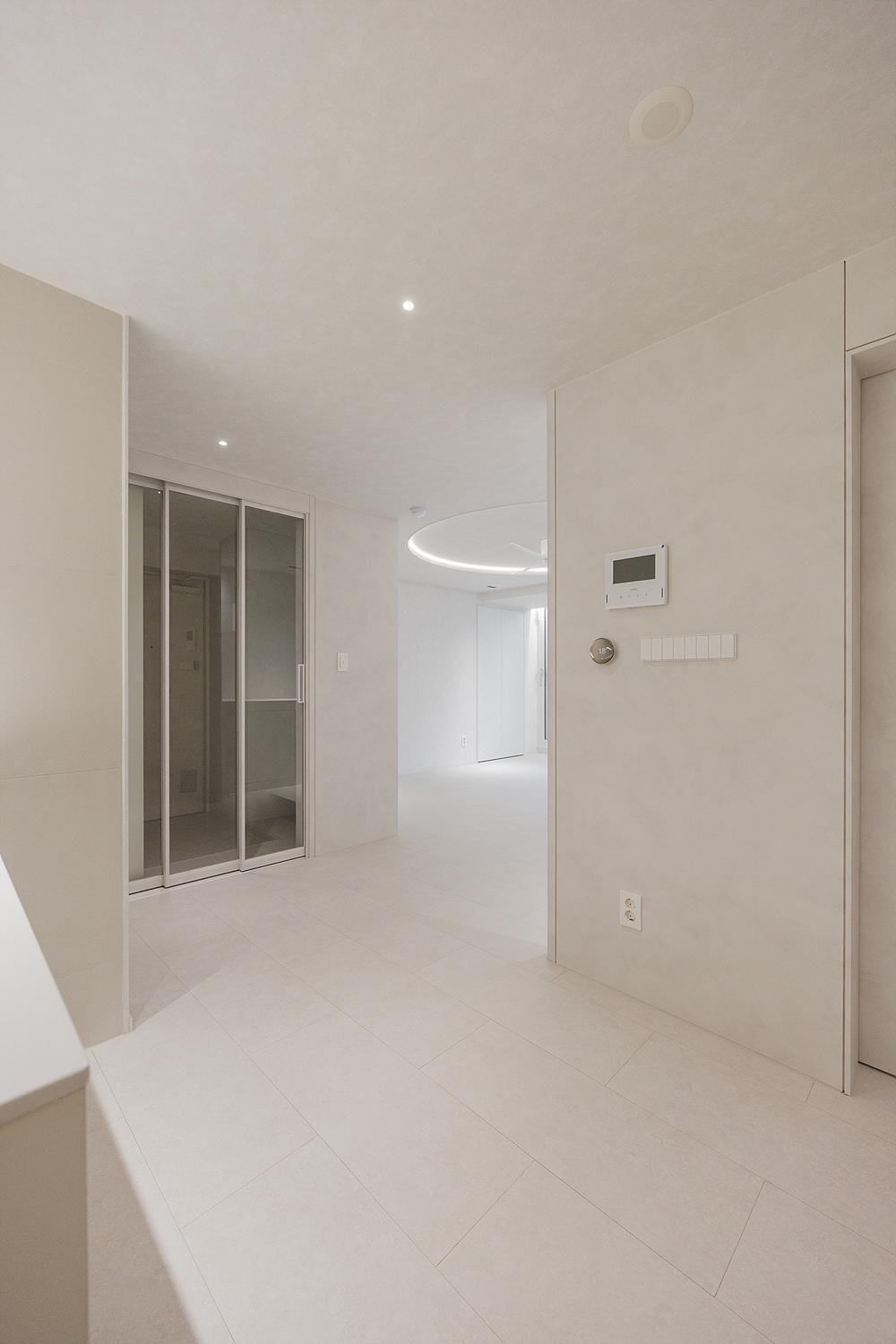 /user/i/idamdesign/editor/2607/0c468d6608680f1ed51bb2b0902ca32a_1784513382_5603.jpg 이미지크게보기