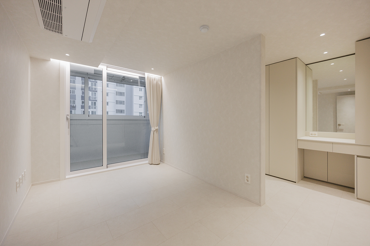 /user/i/idamdesign/editor/2607/0c468d6608680f1ed51bb2b0902ca32a_1784513382_948.jpg 이미지크게보기