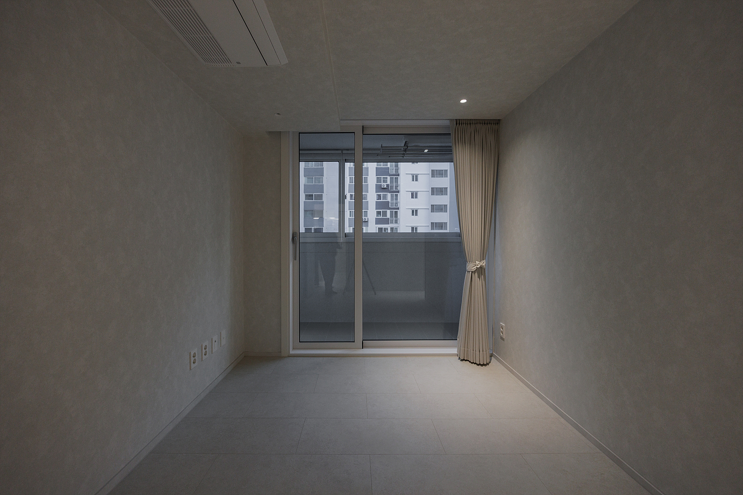 /user/i/idamdesign/editor/2607/0c468d6608680f1ed51bb2b0902ca32a_1784513384_411.jpg 이미지크게보기