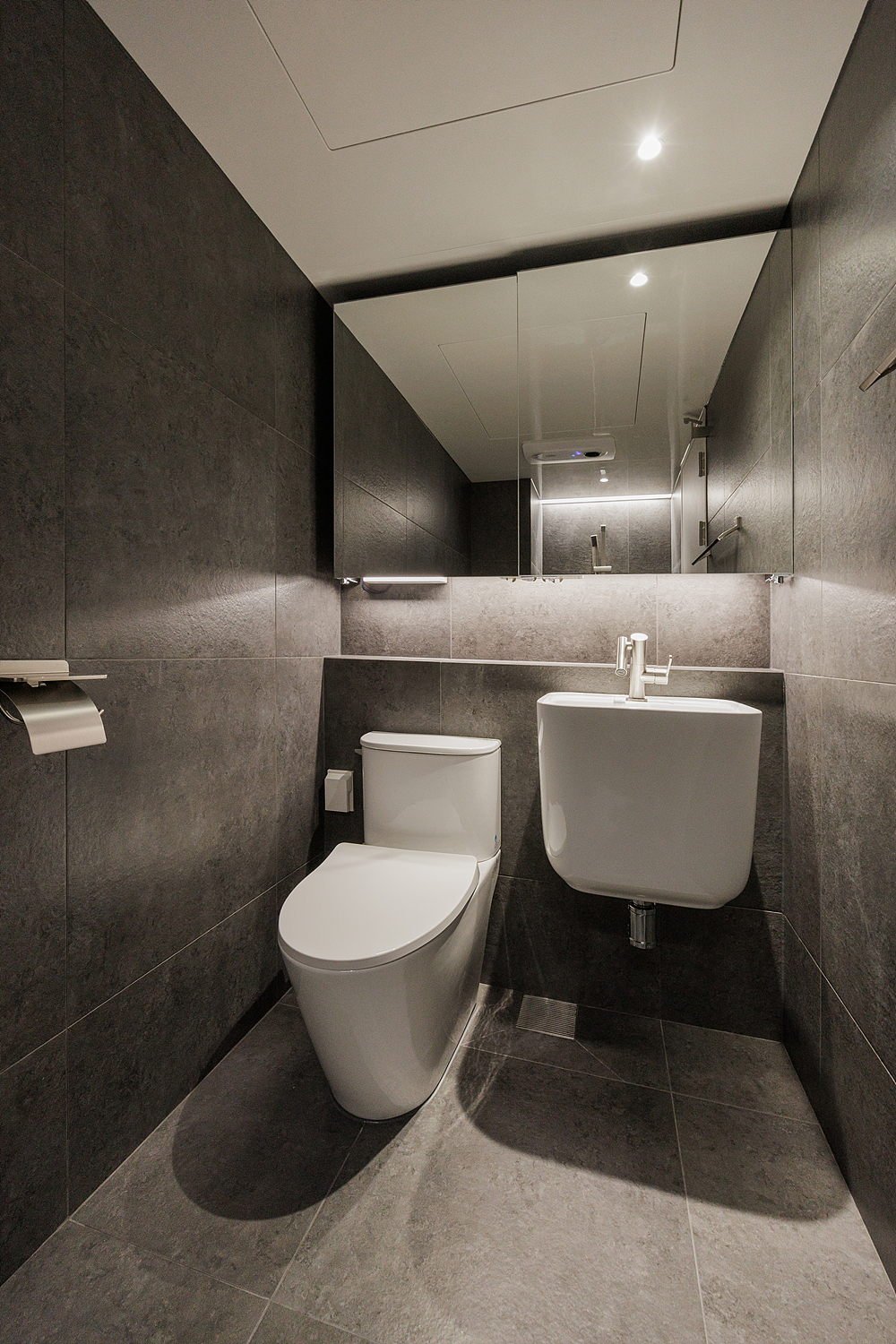 /user/i/idamdesign/editor/2607/0c468d6608680f1ed51bb2b0902ca32a_1784513405_6298.jpg 이미지크게보기