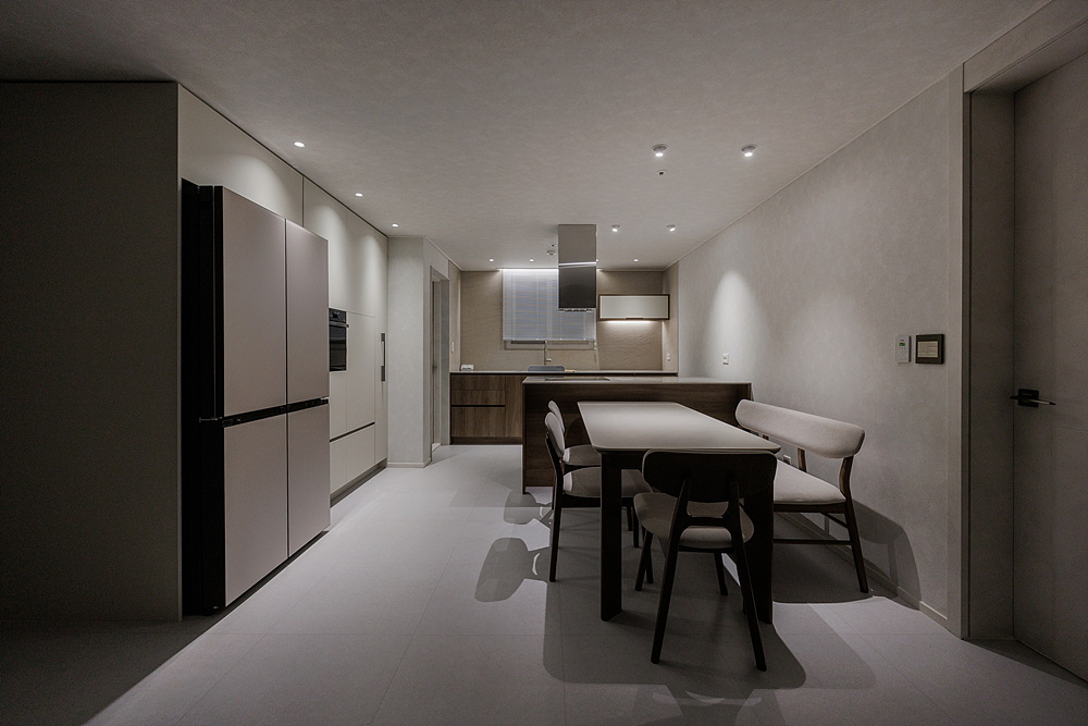 /user/i/idamdesign/editor/2607/22b6267dc49099aefc8a62872abb641b_1782883056_4978.jpg 이미지크게보기
