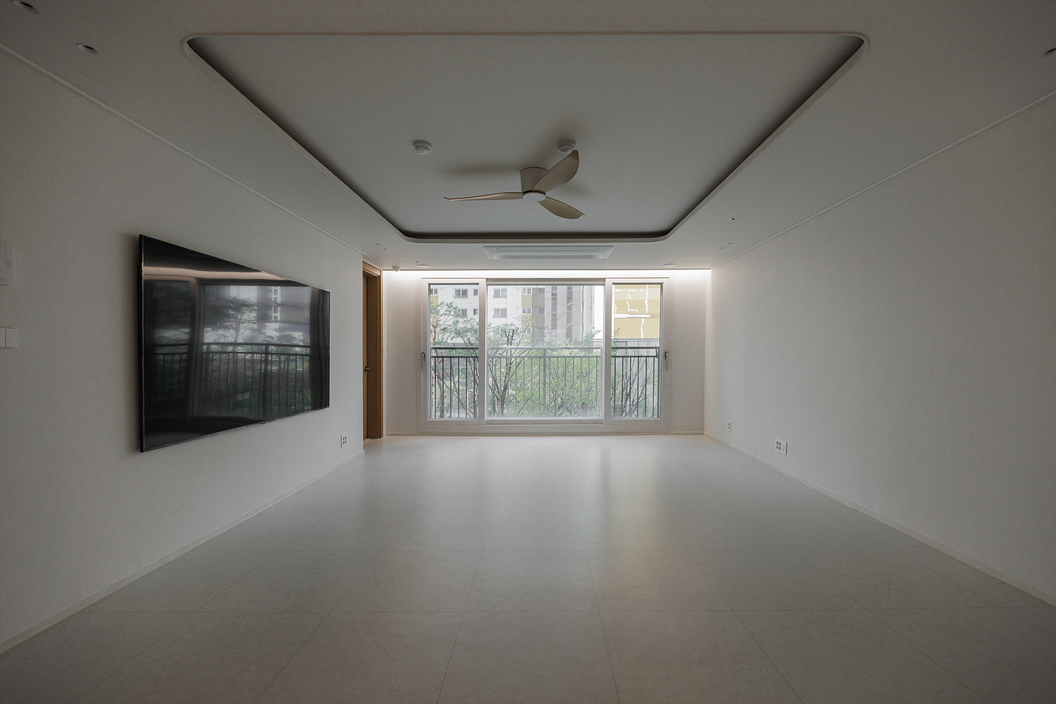 /user/i/idamdesign/editor/2607/eee0c91f272c006945396bc6747868cb_1784005945_0808.jpg 이미지크게보기
