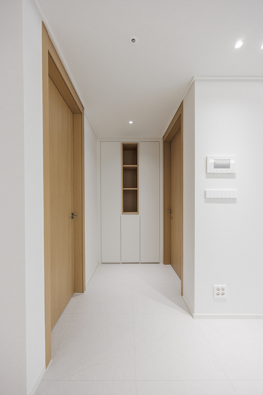 /user/i/idamdesign/editor/2607/eee0c91f272c006945396bc6747868cb_1784005962_469.jpg 이미지크게보기