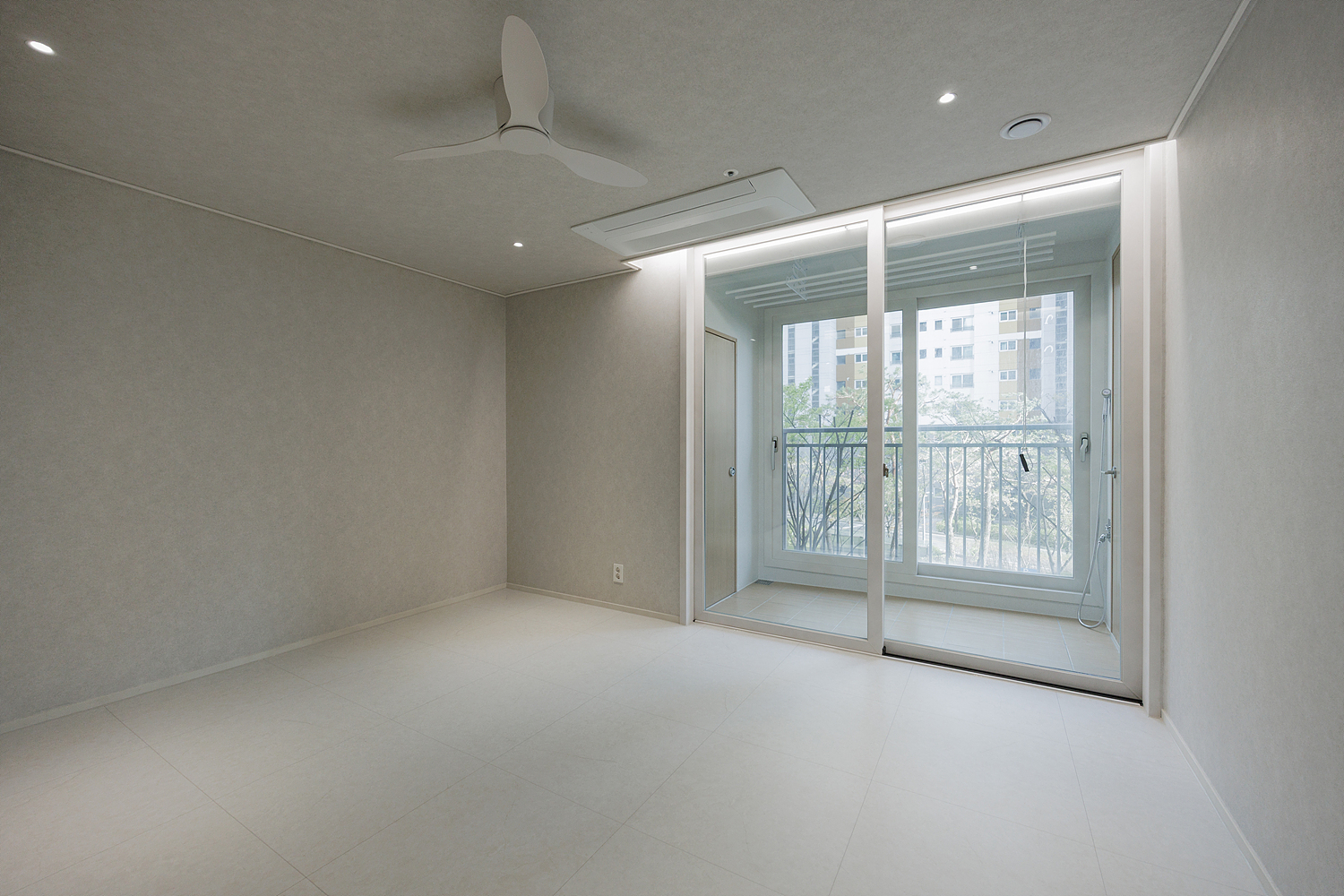 /user/i/idamdesign/editor/2607/eee0c91f272c006945396bc6747868cb_1784006006_1509.jpg 이미지크게보기