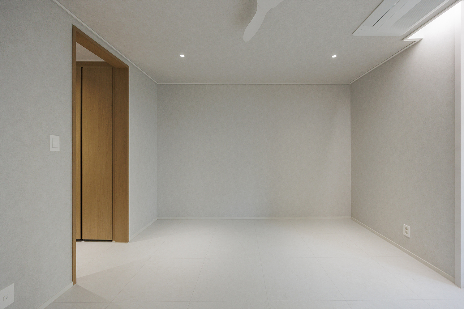 /user/i/idamdesign/editor/2607/eee0c91f272c006945396bc6747868cb_1784006006_3667.jpg 이미지크게보기
