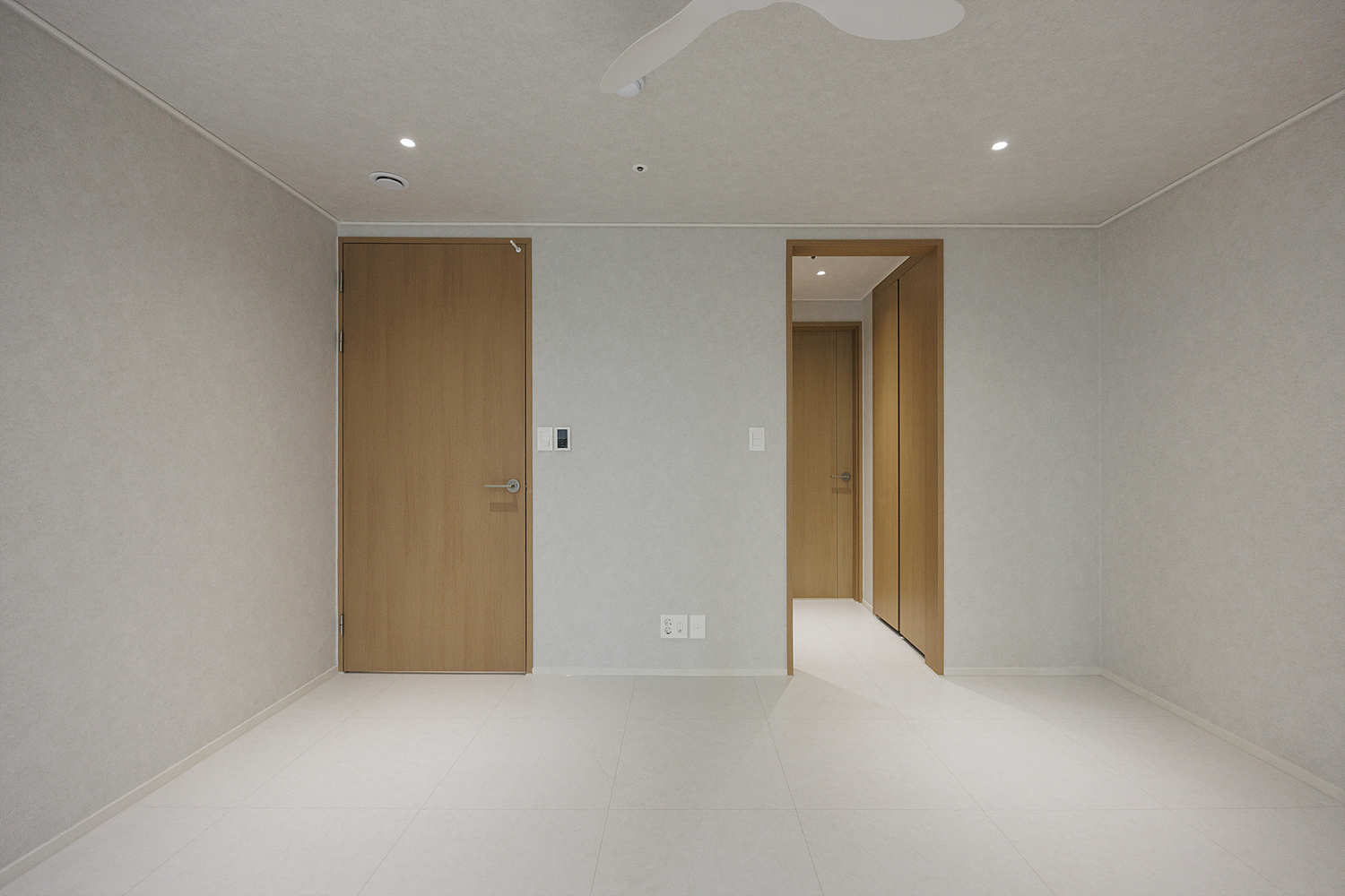 /user/i/idamdesign/editor/2607/eee0c91f272c006945396bc6747868cb_1784006006_7716.jpg 이미지크게보기
