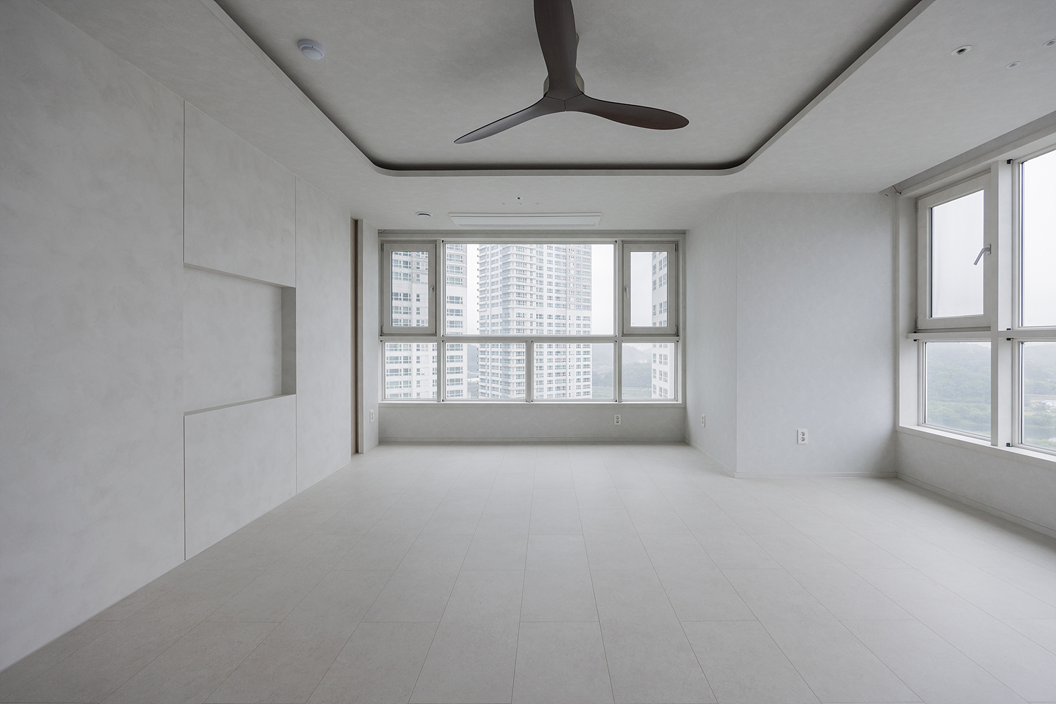 /user/i/idamdesign/editor/2607/f346f468b91a1046975bf18c6b93ca18_1785210335_672.jpg 이미지크게보기