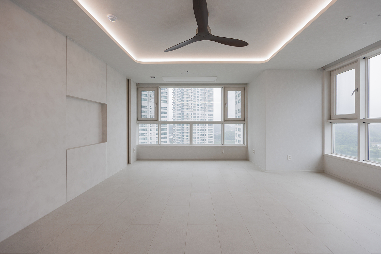 /user/i/idamdesign/editor/2607/f346f468b91a1046975bf18c6b93ca18_1785210335_832.jpg 이미지크게보기