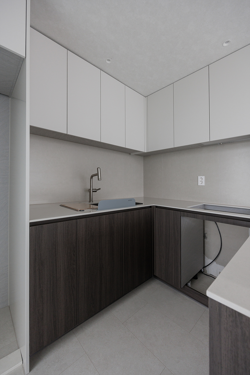 /user/i/idamdesign/editor/2607/f346f468b91a1046975bf18c6b93ca18_1785210348_6439.jpg 이미지크게보기