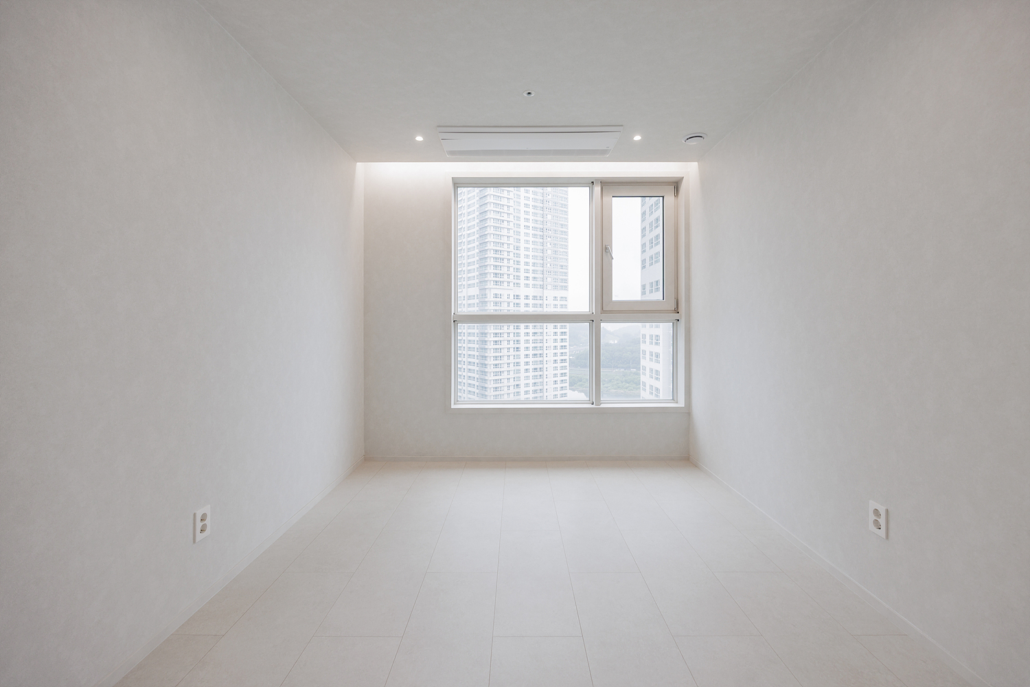 /user/i/idamdesign/editor/2607/f346f468b91a1046975bf18c6b93ca18_1785210370_951.jpg 이미지크게보기