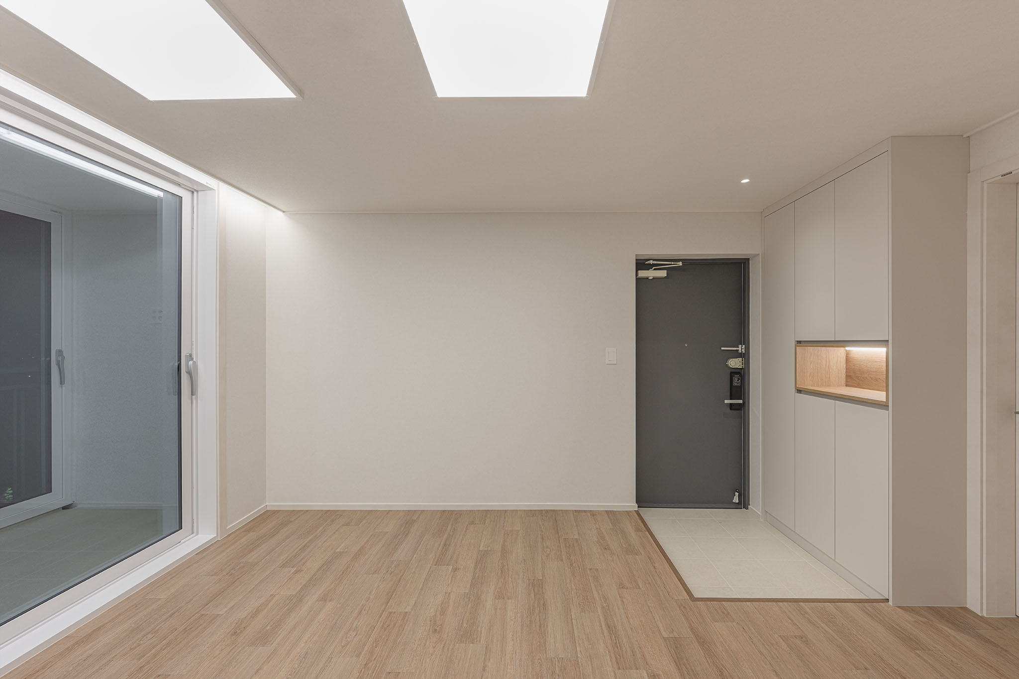 /user/i/idamdesign/editor/2608/15f4a275b51cfc1110e6bb34cade6205_1787806216_0988.jpg 이미지크게보기