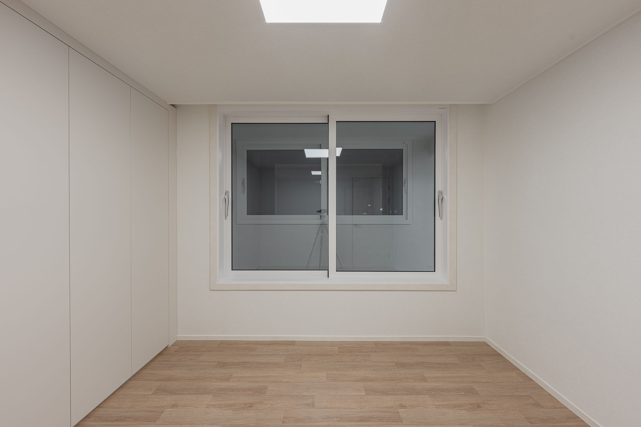 /user/i/idamdesign/editor/2608/15f4a275b51cfc1110e6bb34cade6205_1787806217_2447.jpg 이미지크게보기