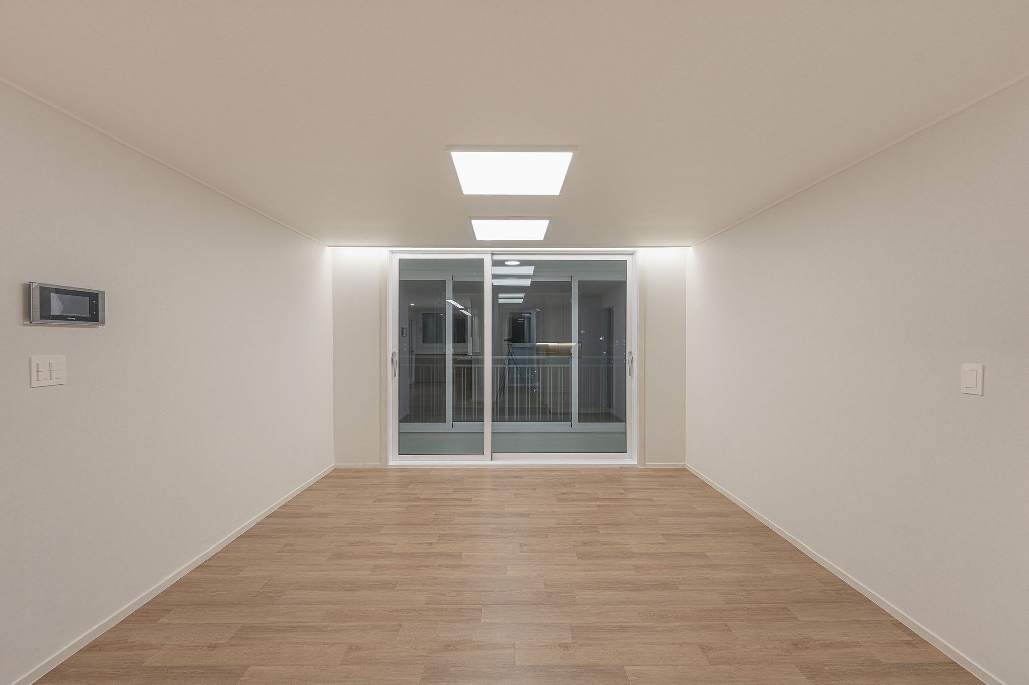 /user/i/idamdesign/editor/2608/15f4a275b51cfc1110e6bb34cade6205_1787806218_2324.jpg 이미지크게보기