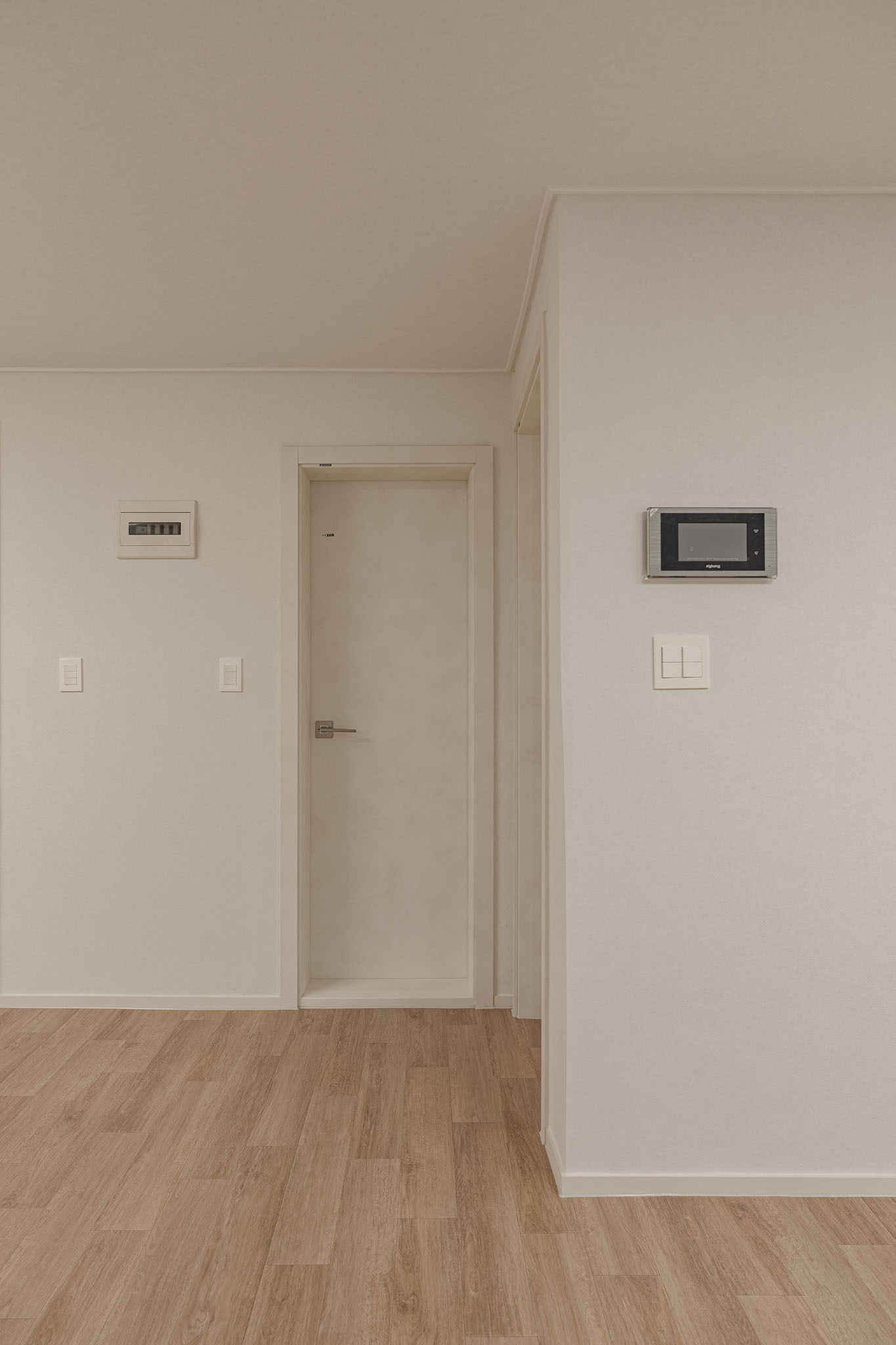 /user/i/idamdesign/editor/2608/15f4a275b51cfc1110e6bb34cade6205_1787806247_7941.jpg 이미지크게보기