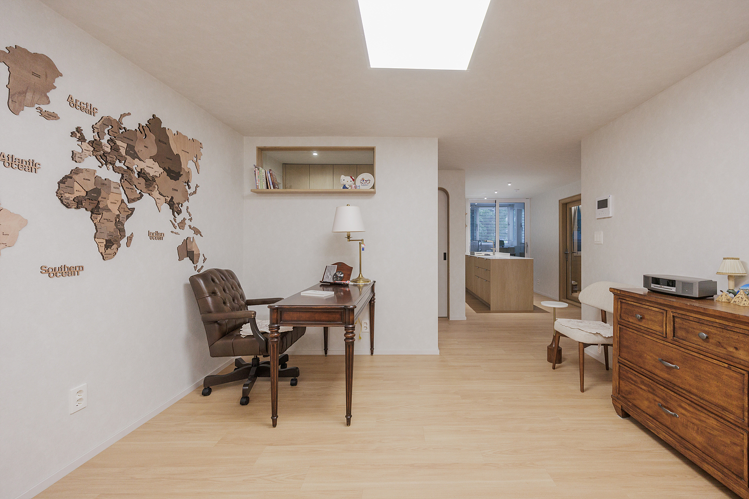 /user/i/idamdesign/editor/2608/6c6daeb4a80e1017660567b6977d3ea4_1785735111_7786.jpg 이미지크게보기