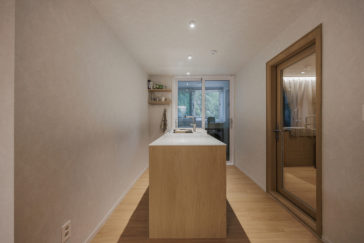 /user/i/idamdesign/editor/2608/6c6daeb4a80e1017660567b6977d3ea4_1785735130_0027.jpg 이미지크게보기