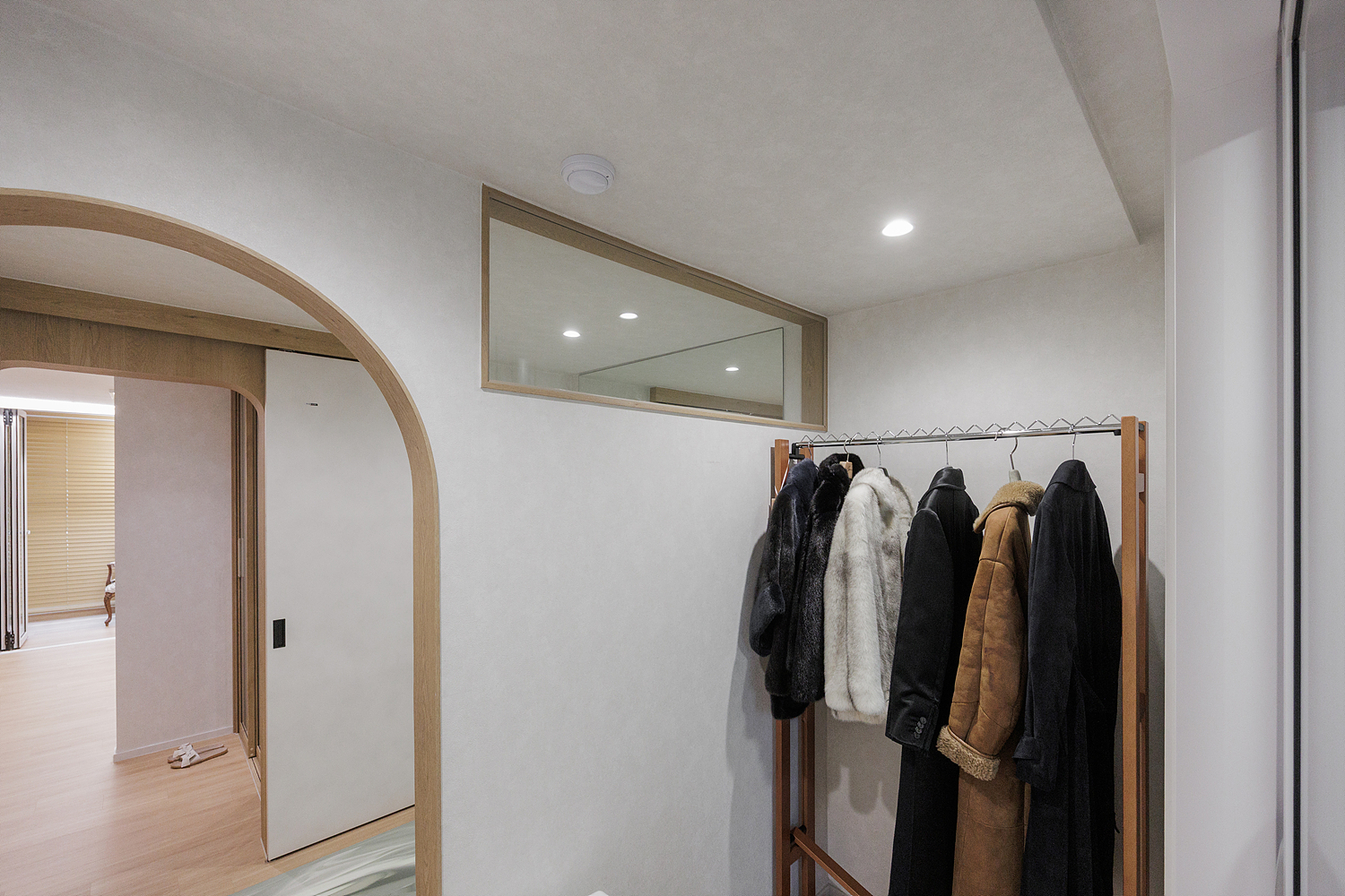 /user/i/idamdesign/editor/2608/6c6daeb4a80e1017660567b6977d3ea4_1785735161_7239.jpg 이미지크게보기