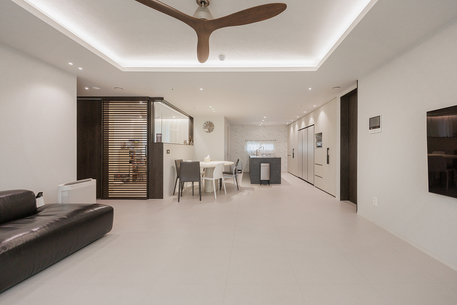 /user/i/idamdesign/editor/2608/bea605ea67853a95f4e1f304c043b6f3_1787539557_4313.jpg 이미지크게보기