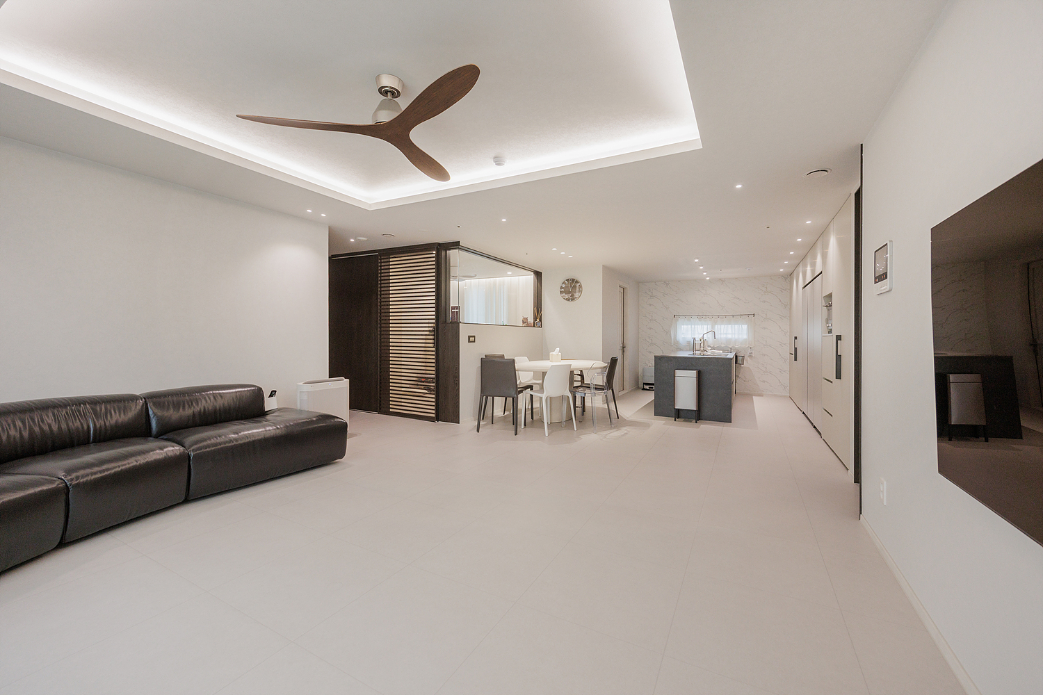 /user/i/idamdesign/editor/2608/bea605ea67853a95f4e1f304c043b6f3_1787539557_6224.jpg 이미지크게보기