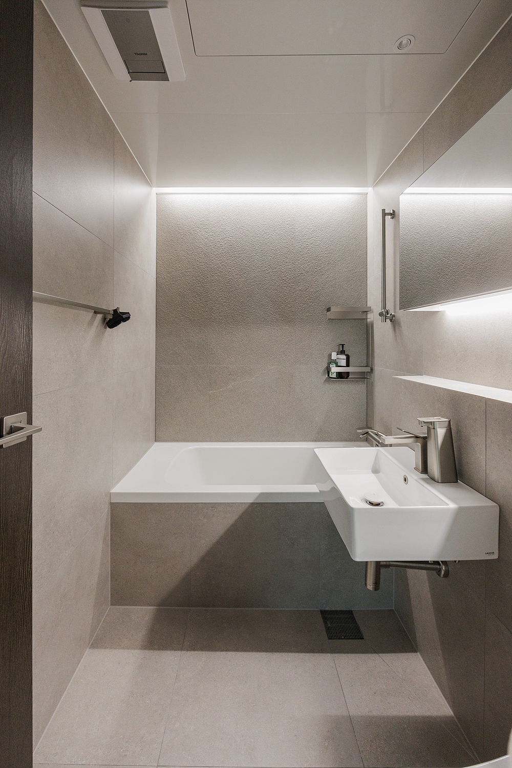 /user/i/idamdesign/editor/2608/bea605ea67853a95f4e1f304c043b6f3_1787539662_0059.jpg 이미지크게보기