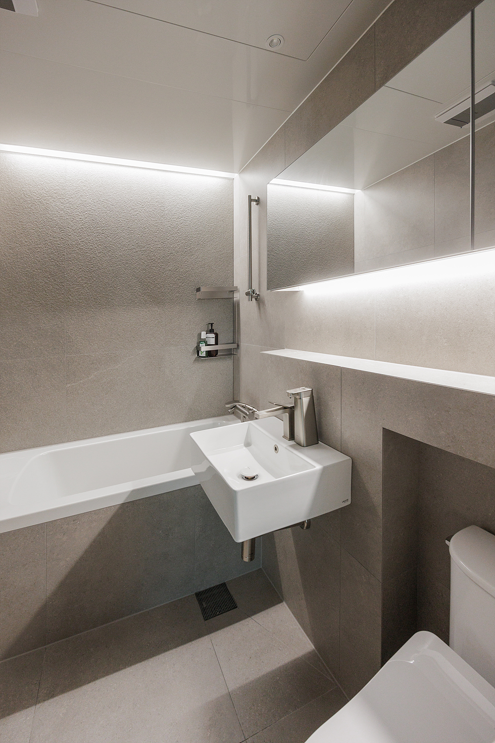 /user/i/idamdesign/editor/2608/bea605ea67853a95f4e1f304c043b6f3_1787539662_3588.jpg 이미지크게보기