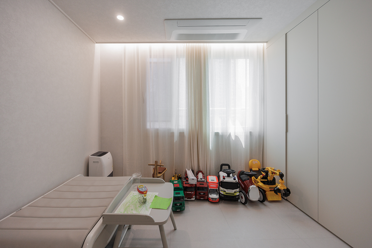 /user/i/idamdesign/editor/2608/bea605ea67853a95f4e1f304c043b6f3_1787539855_3895.jpg 이미지크게보기