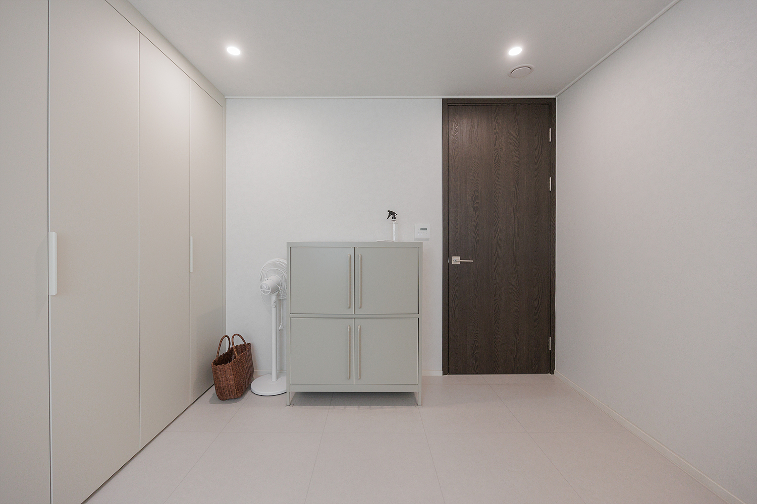 /user/i/idamdesign/editor/2608/bea605ea67853a95f4e1f304c043b6f3_1787539856_171.jpg 이미지크게보기