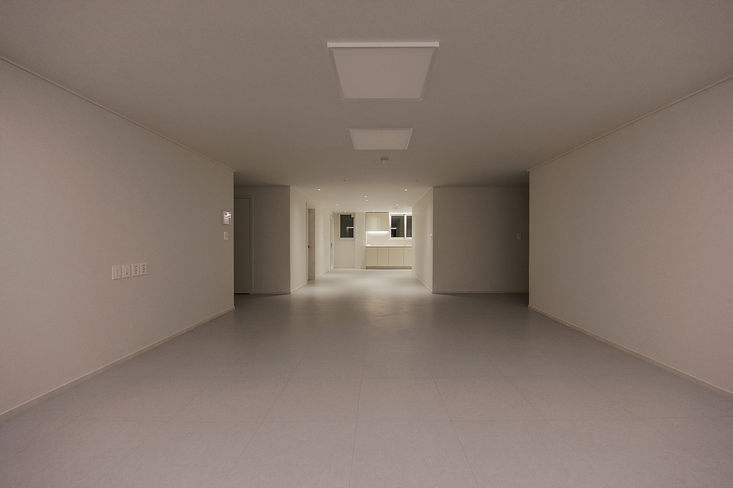 /user/i/idamdesign/editor/2608/c86547194f467bba3eec9dfed67e3c43_1788145150_8889.jpg 이미지크게보기