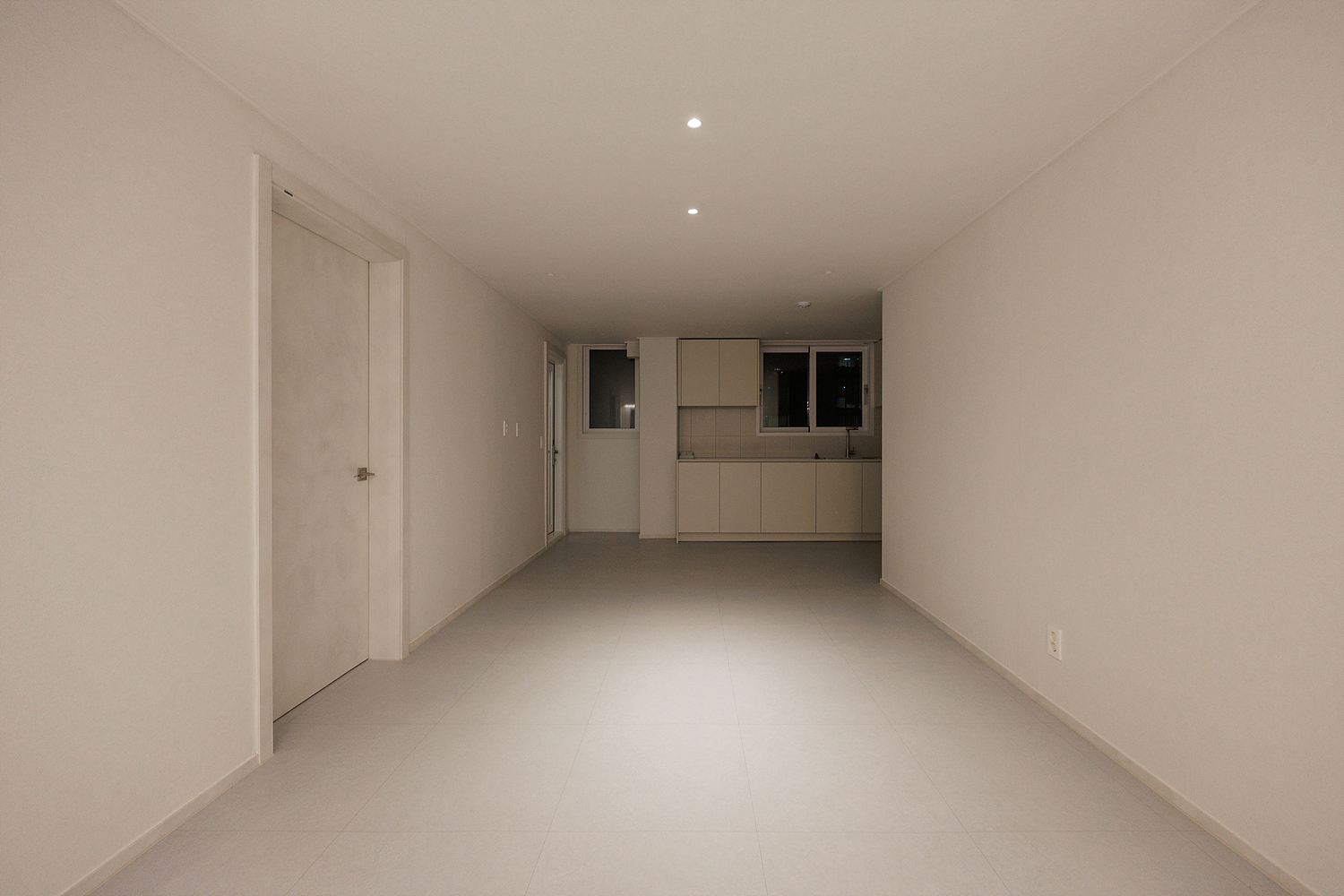 /user/i/idamdesign/editor/2608/c86547194f467bba3eec9dfed67e3c43_1788145157_0488.jpg 이미지크게보기