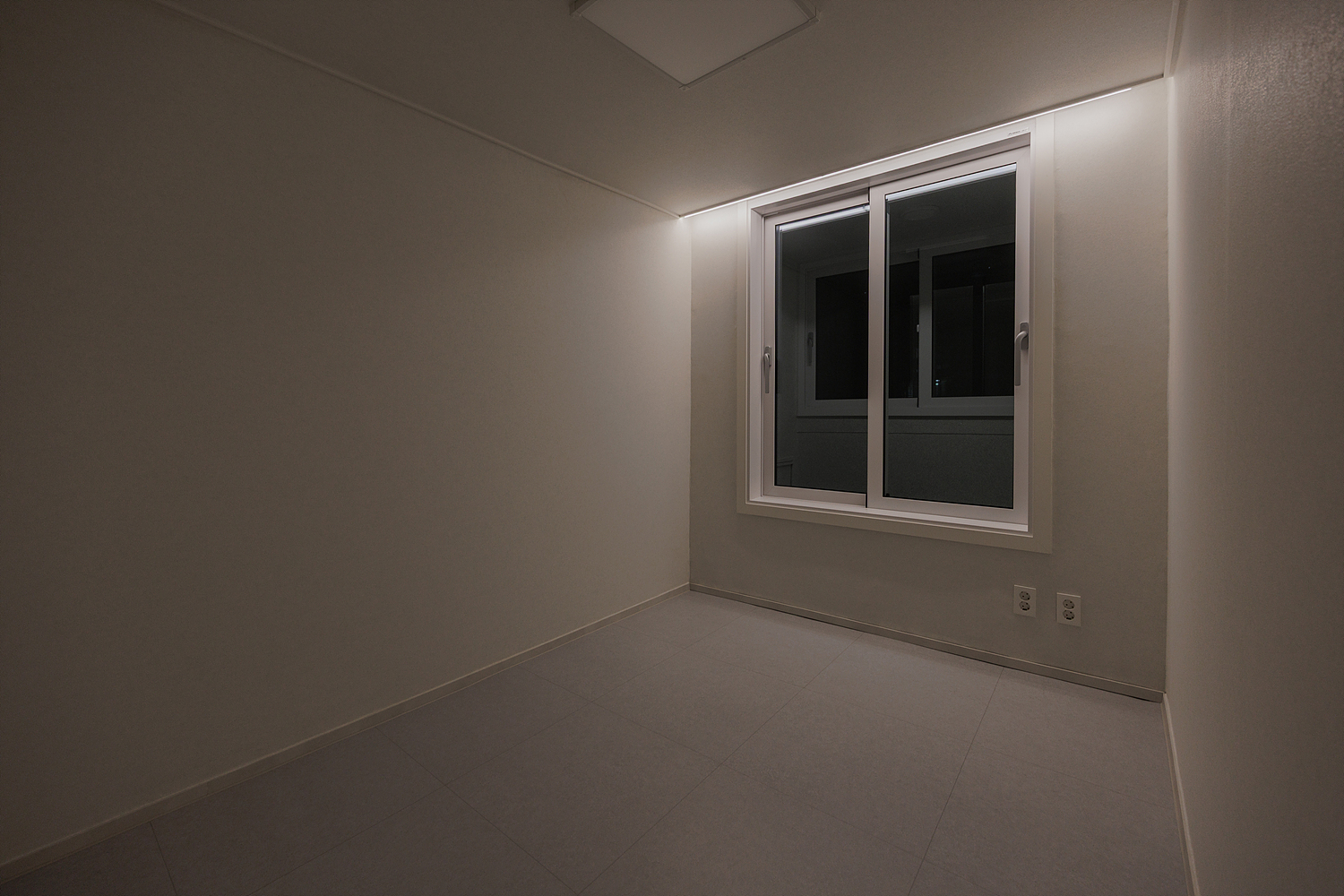 /user/i/idamdesign/editor/2608/c86547194f467bba3eec9dfed67e3c43_1788145163_5926.jpg 이미지크게보기