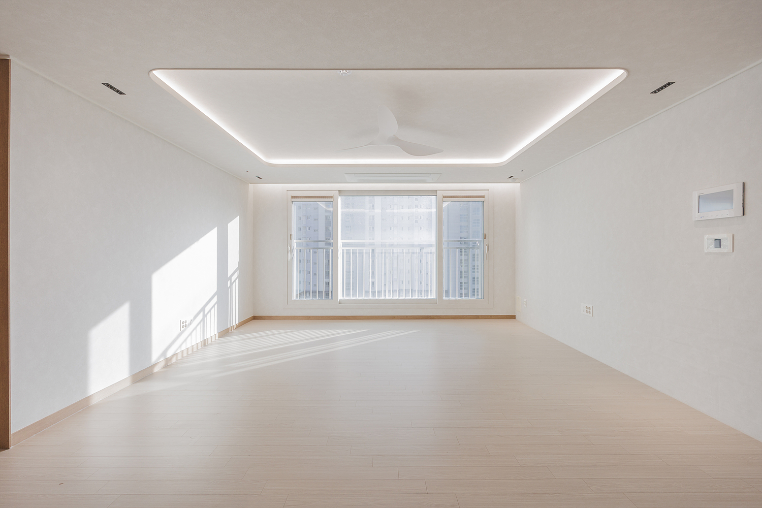 /user/i/idamdesign/editor/2609/12fc681adc29ef15e59fdaae46499658_1788410797_3777.jpg 이미지크게보기