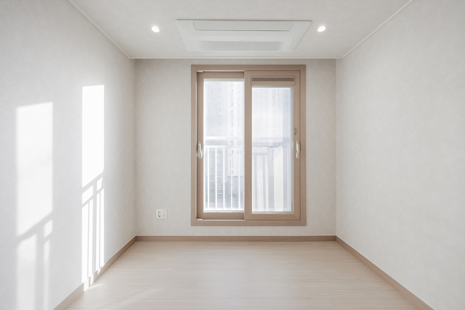 /user/i/idamdesign/editor/2609/12fc681adc29ef15e59fdaae46499658_1788410866_096.jpg 이미지크게보기