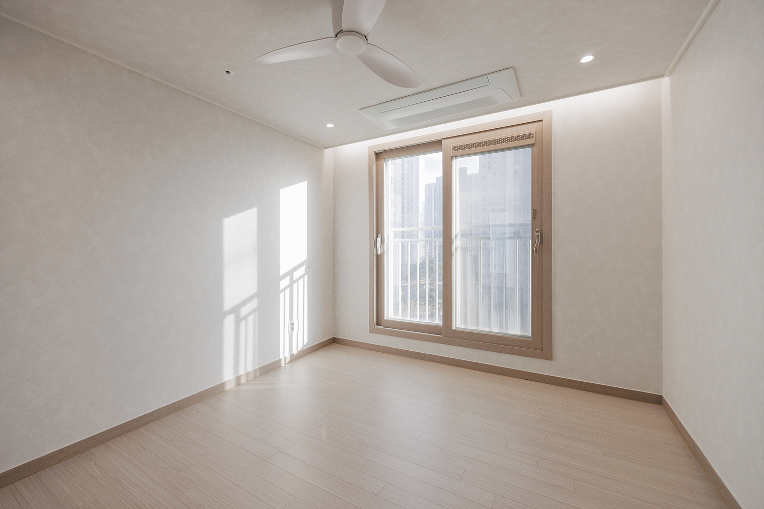 /user/i/idamdesign/editor/2609/12fc681adc29ef15e59fdaae46499658_1788410866_4604.jpg 이미지크게보기
