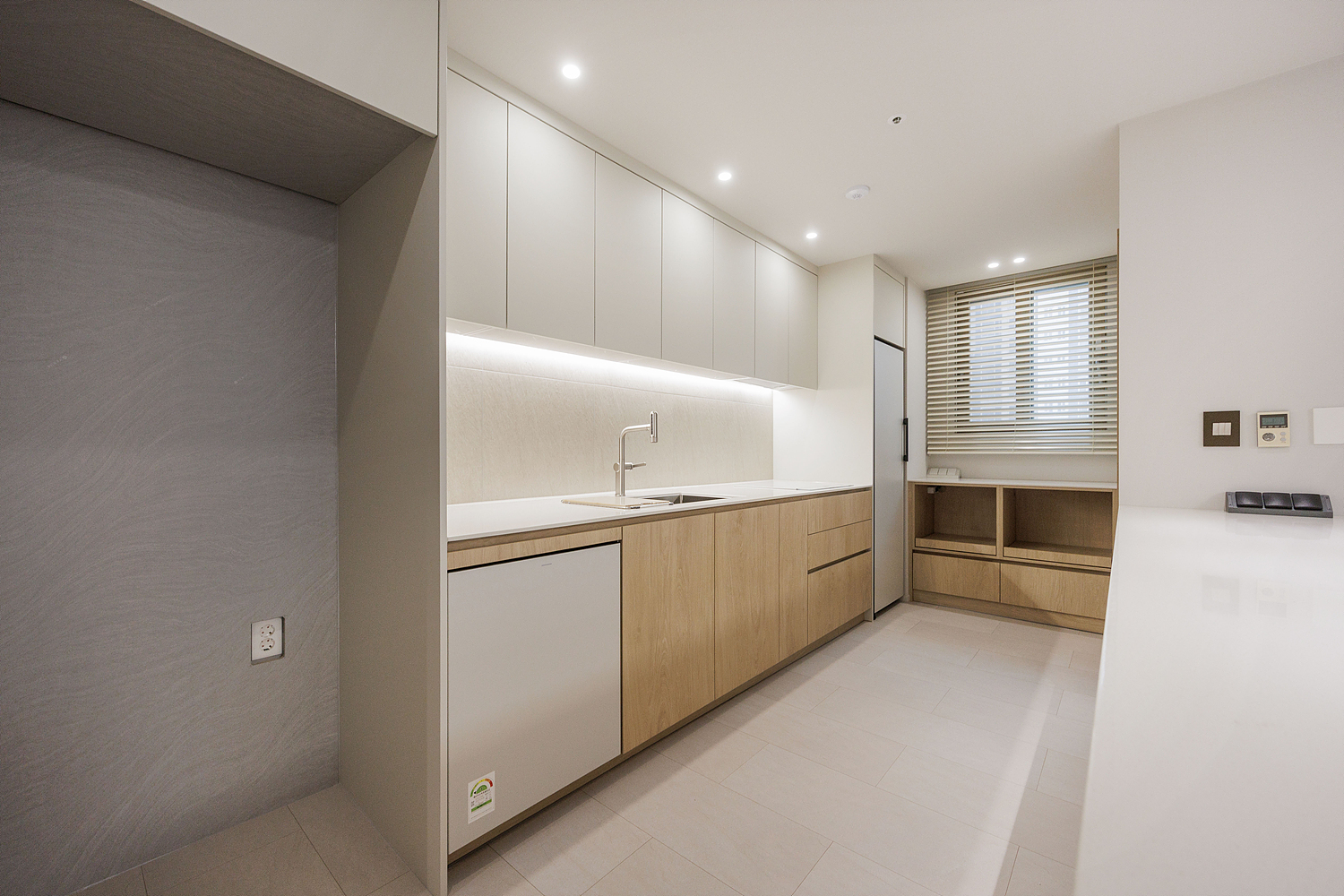 /user/i/idamdesign/editor/2609/ccc9134f9d6c3084214a54092d344df6_1789962371_8136.jpg 이미지크게보기