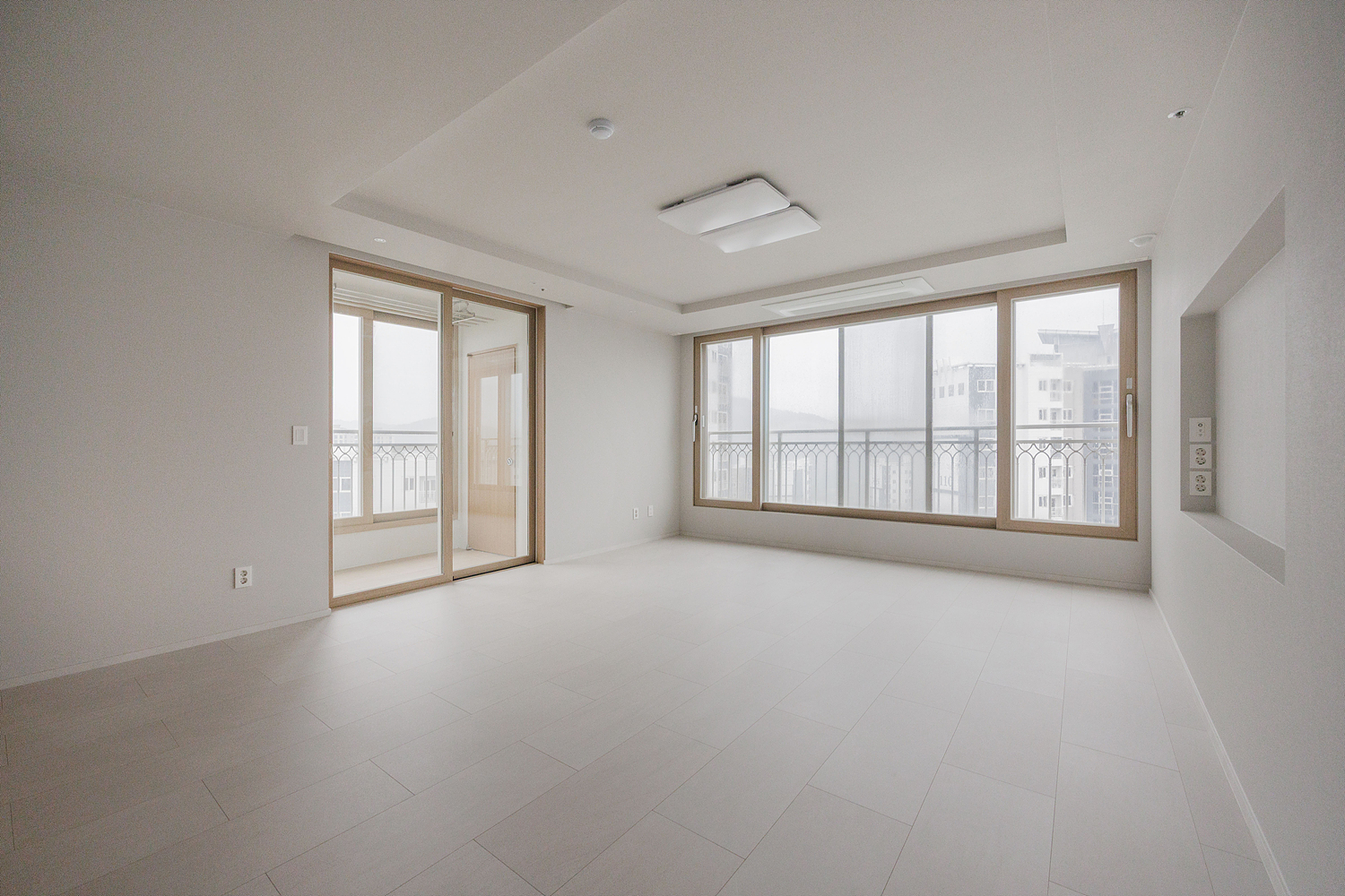 /user/i/idamdesign/editor/2609/ccc9134f9d6c3084214a54092d344df6_1789962379_8454.jpg 이미지크게보기