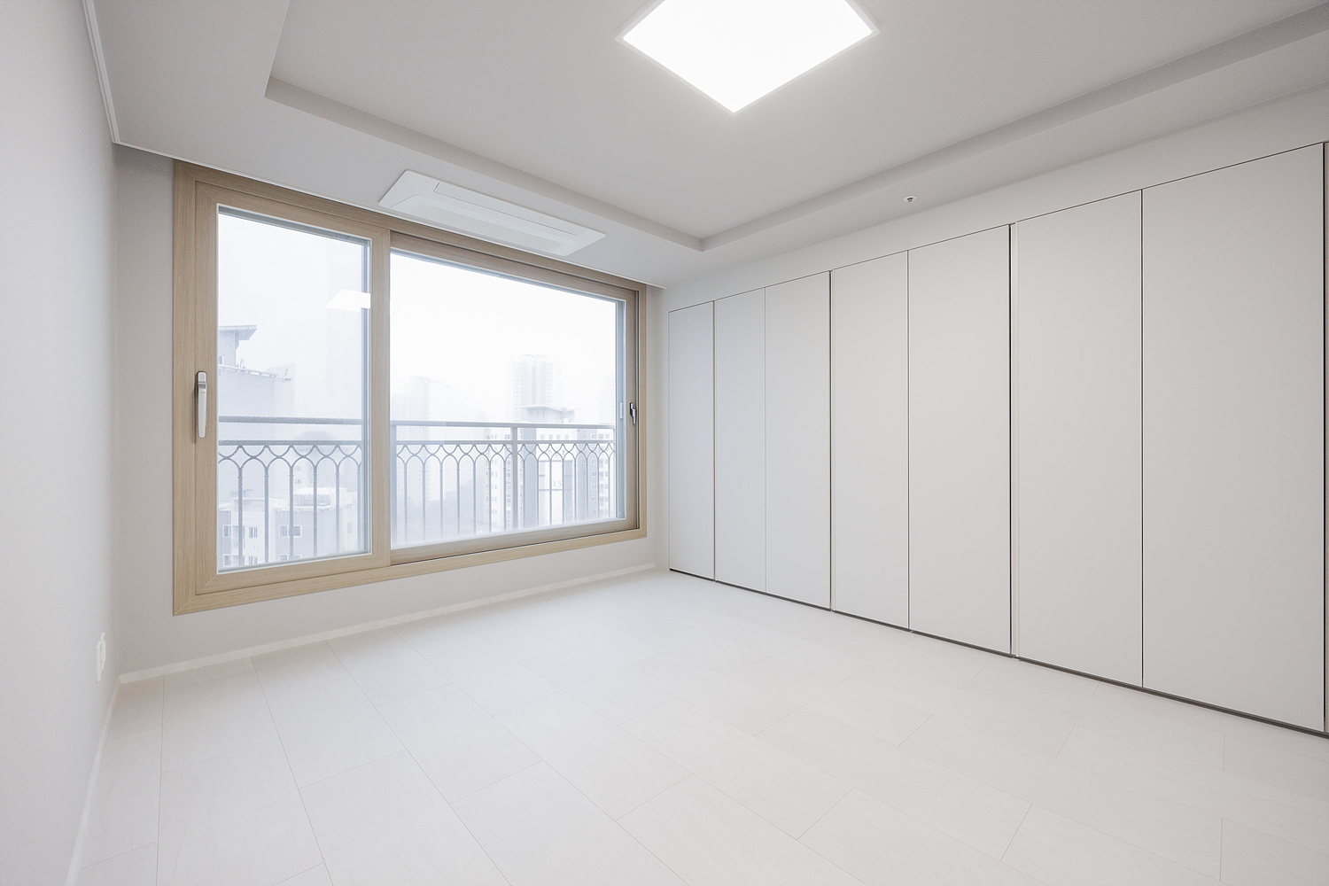 /user/i/idamdesign/editor/2609/ccc9134f9d6c3084214a54092d344df6_1789962391_9645.jpg 이미지크게보기