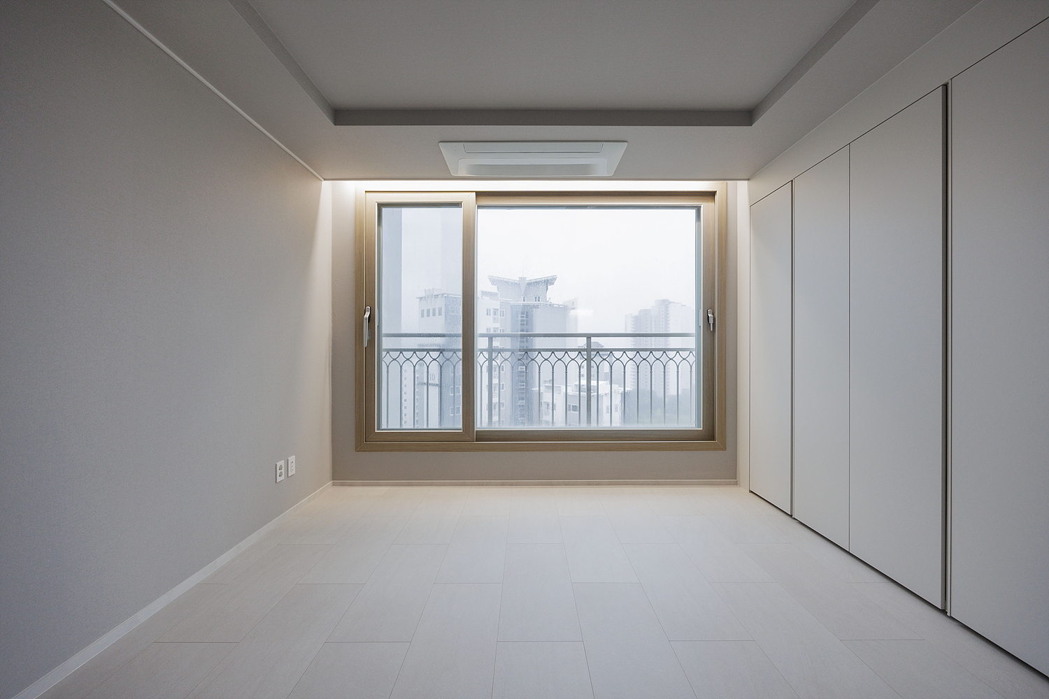 /user/i/idamdesign/editor/2609/ccc9134f9d6c3084214a54092d344df6_1789962392_619.jpg 이미지크게보기