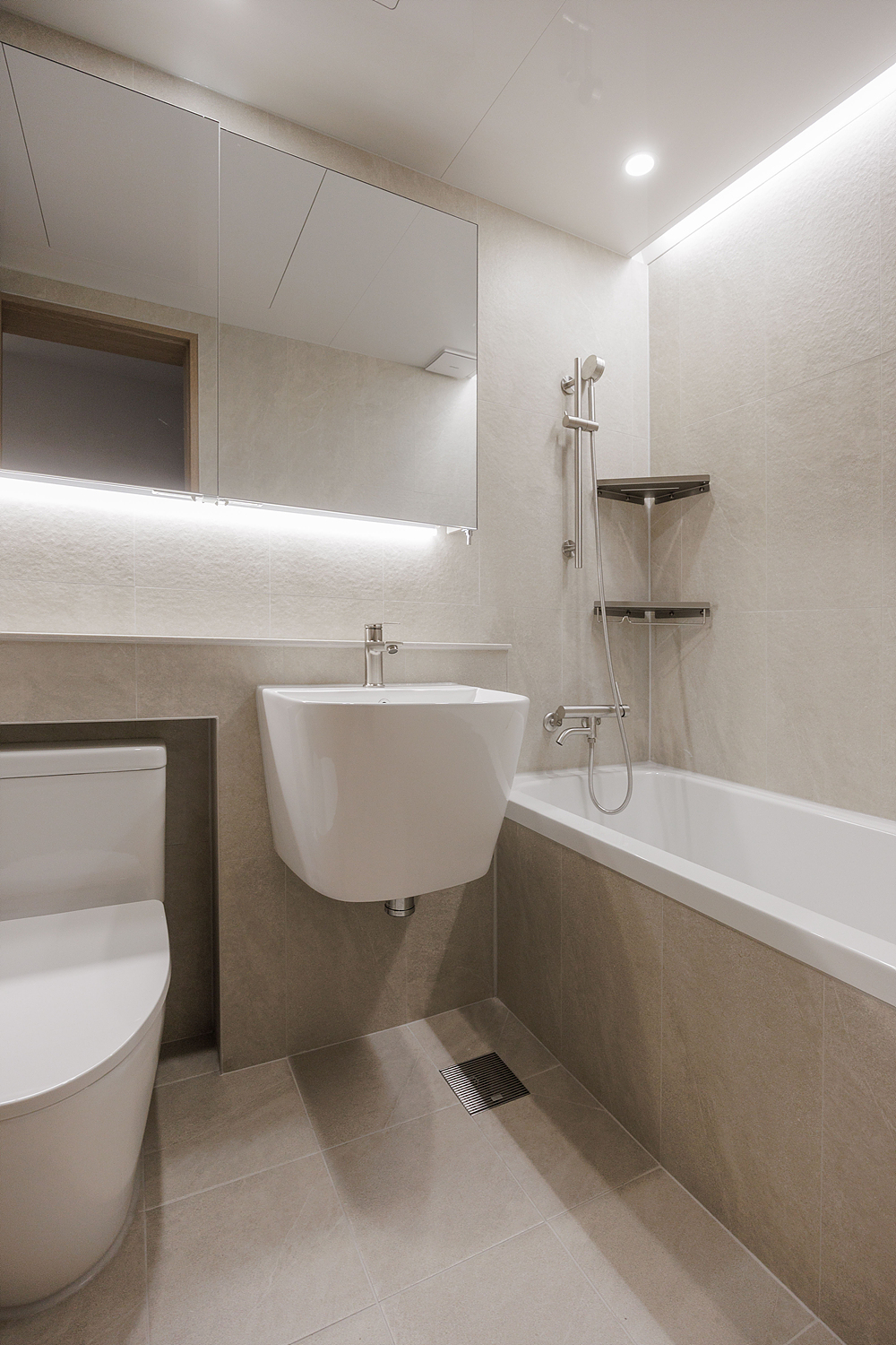 /user/i/idamdesign/editor/2609/ccc9134f9d6c3084214a54092d344df6_1789962478_7408.jpg 이미지크게보기