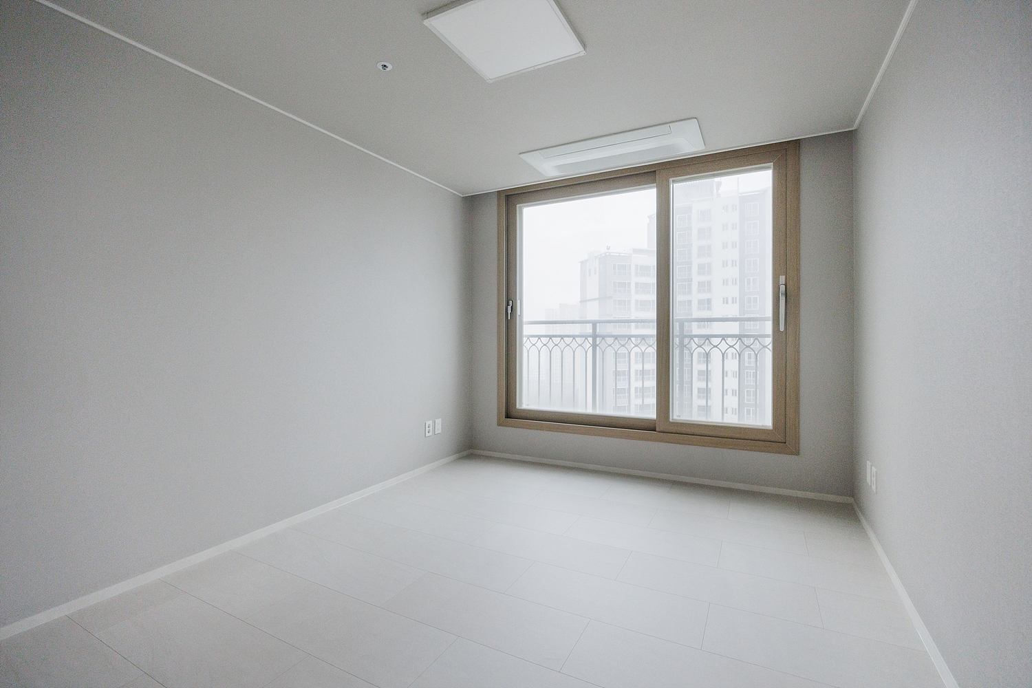 /user/i/idamdesign/editor/2609/ccc9134f9d6c3084214a54092d344df6_1789962481_0493.jpg 이미지크게보기
