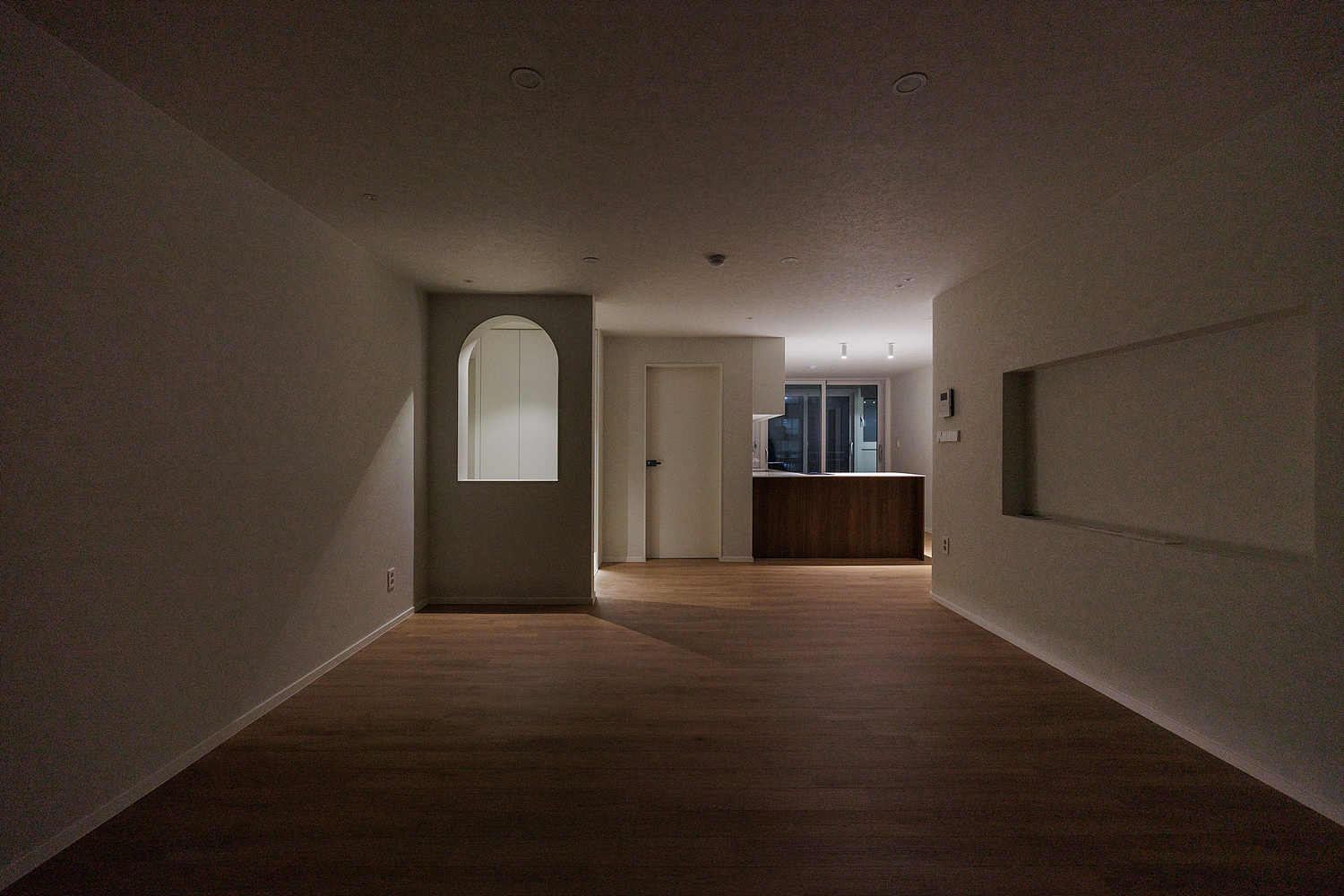 /user/i/idamdesign/editor/2610/90531b0c5fc3d70ce77a20c62ddb045b_1791258135_6024.jpg 이미지크게보기
