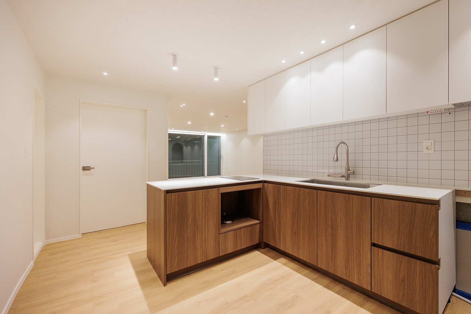 /user/i/idamdesign/editor/2610/90531b0c5fc3d70ce77a20c62ddb045b_1791258171_6759.jpg 이미지크게보기