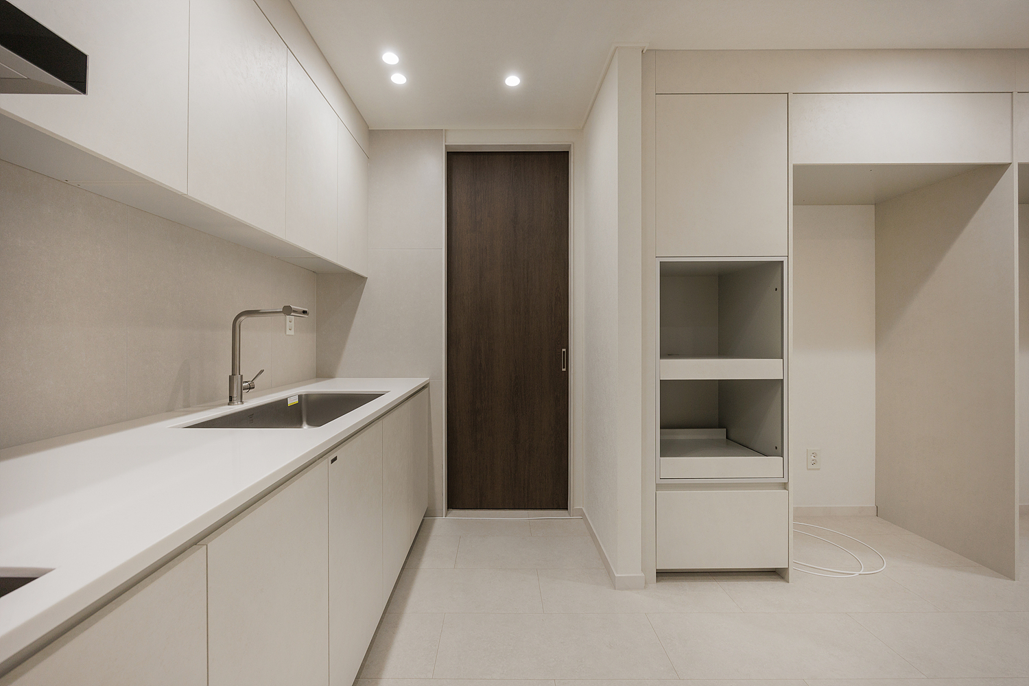 /user/i/idamdesign/editor/2610/b363a7564d59bbc7c538c6e230d984eb_1790828665_4534.jpg 이미지크게보기