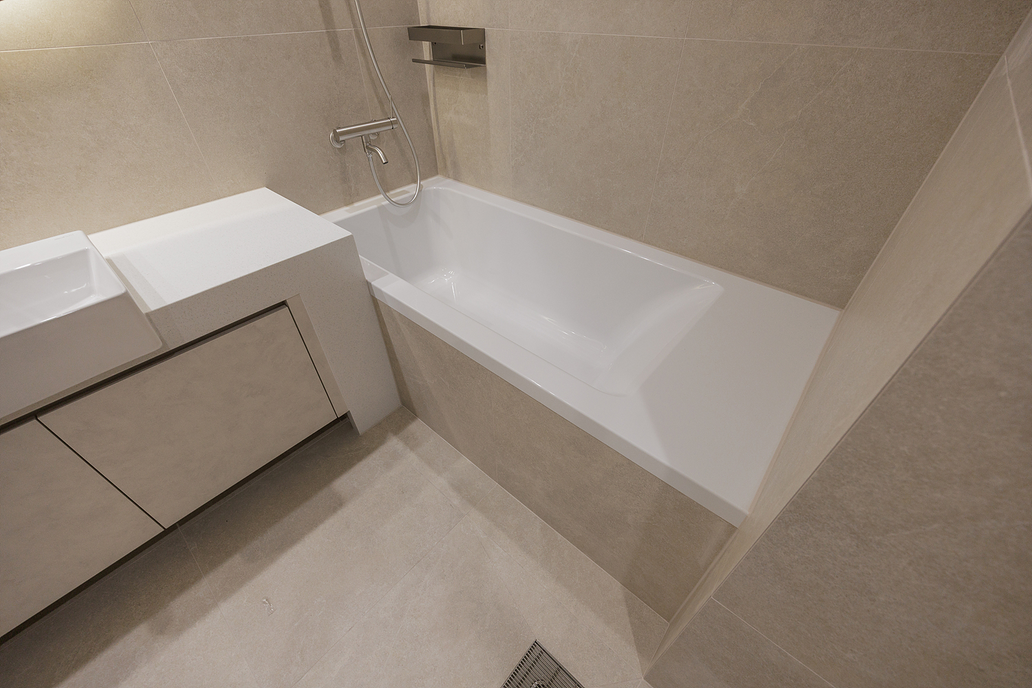 /user/i/idamdesign/editor/2610/b363a7564d59bbc7c538c6e230d984eb_1790828800_8556.jpg 이미지크게보기